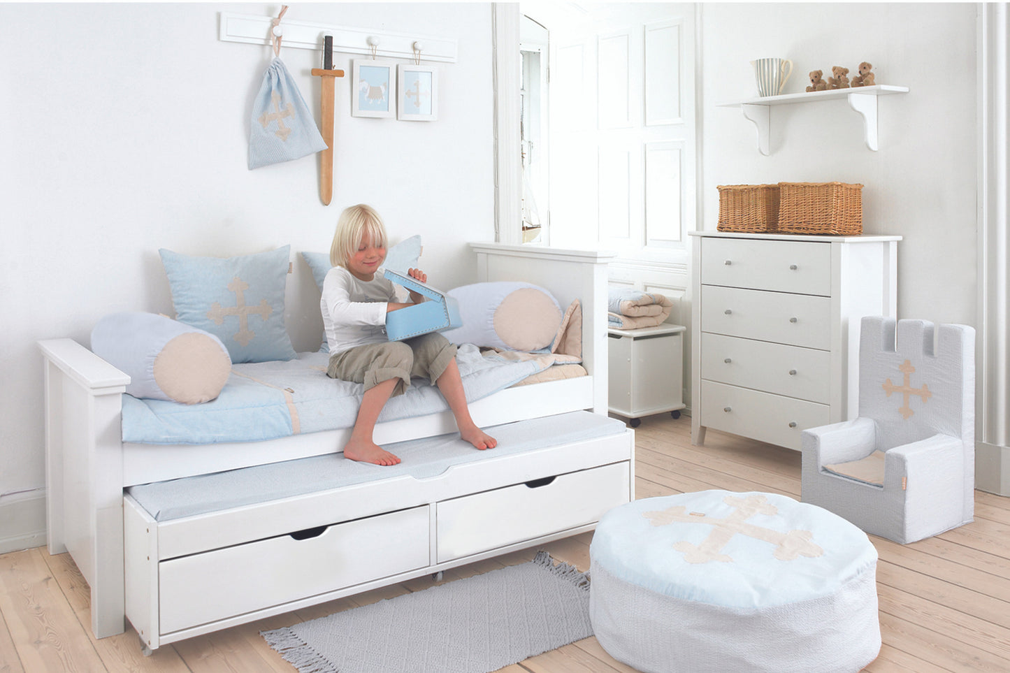 Hoppekids Fairytale Knight Round Cushion