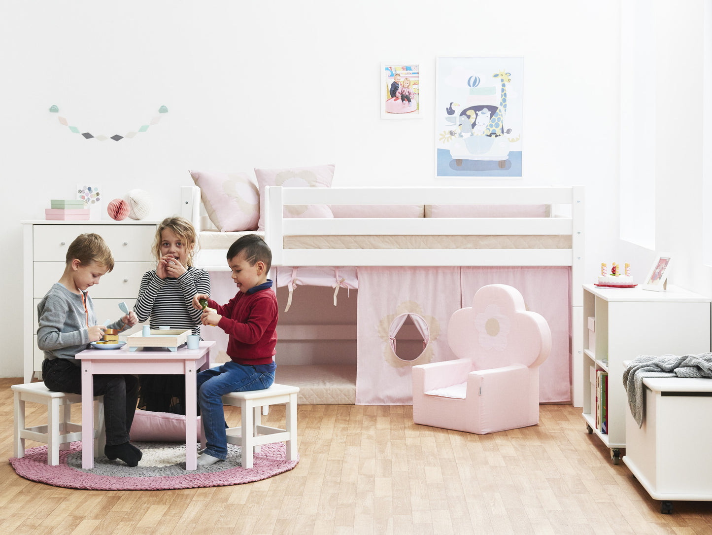 Hoppekids Fairytale Flower Cushion Set - 2 pcs.