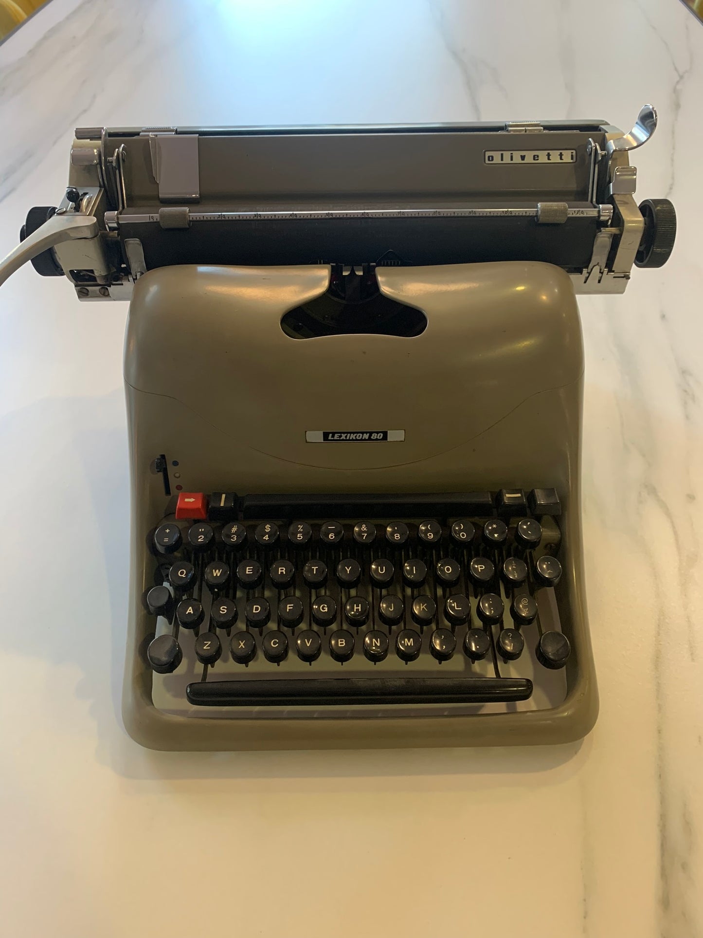 Olivetti Lexikon 80 – Macchina da Scrivere Originale Anni ’50