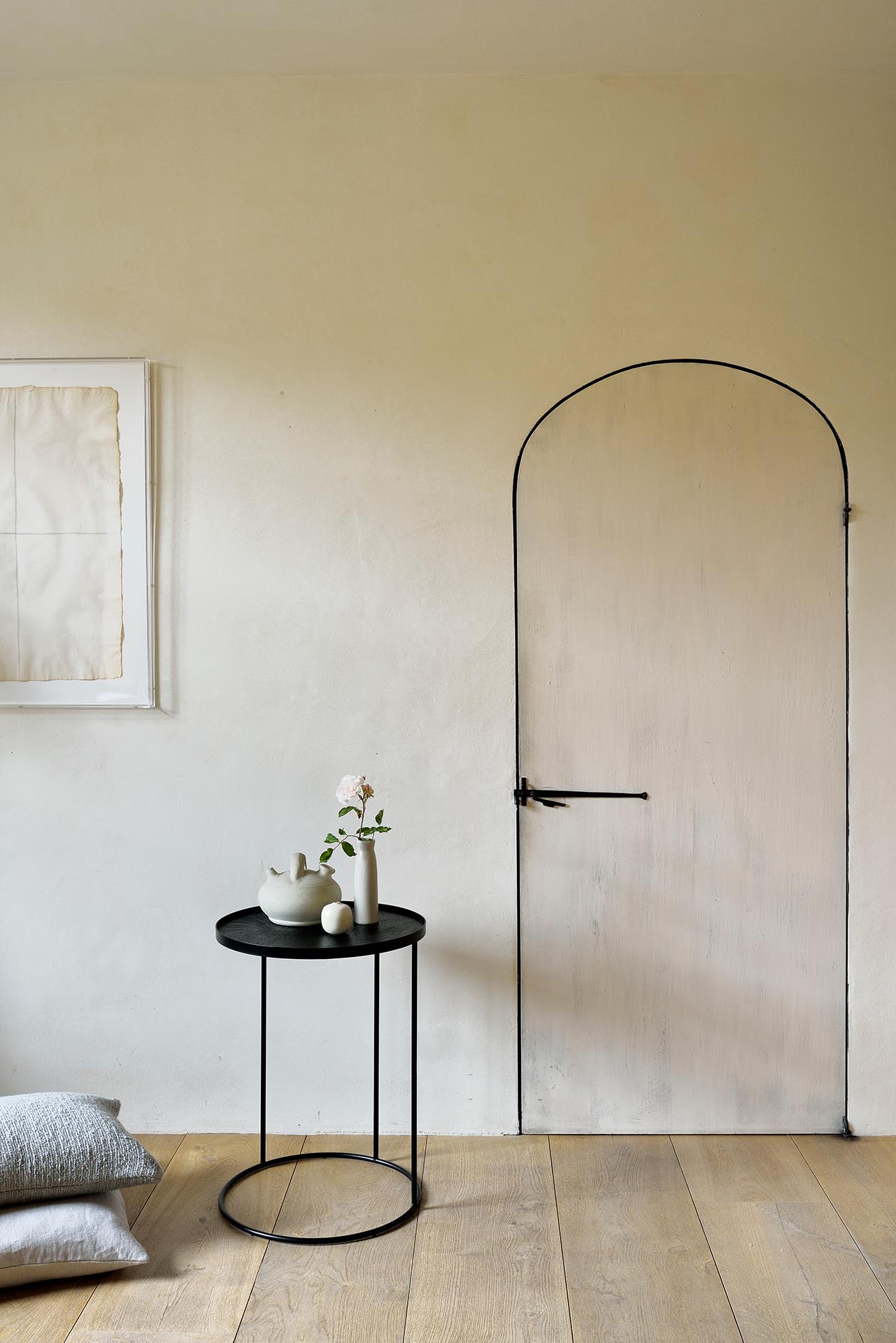 Tavolino per Vassoio Tondo - alto - S - verniciato (vassoi non inclusi) - ginardi arredamenti srl