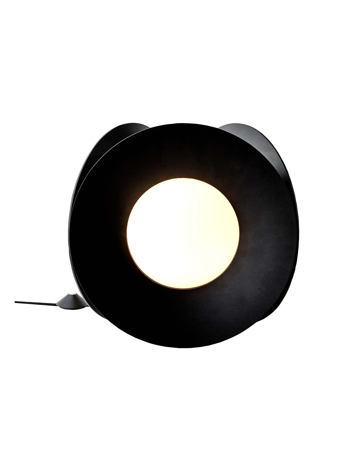 Armen di DCW Editions