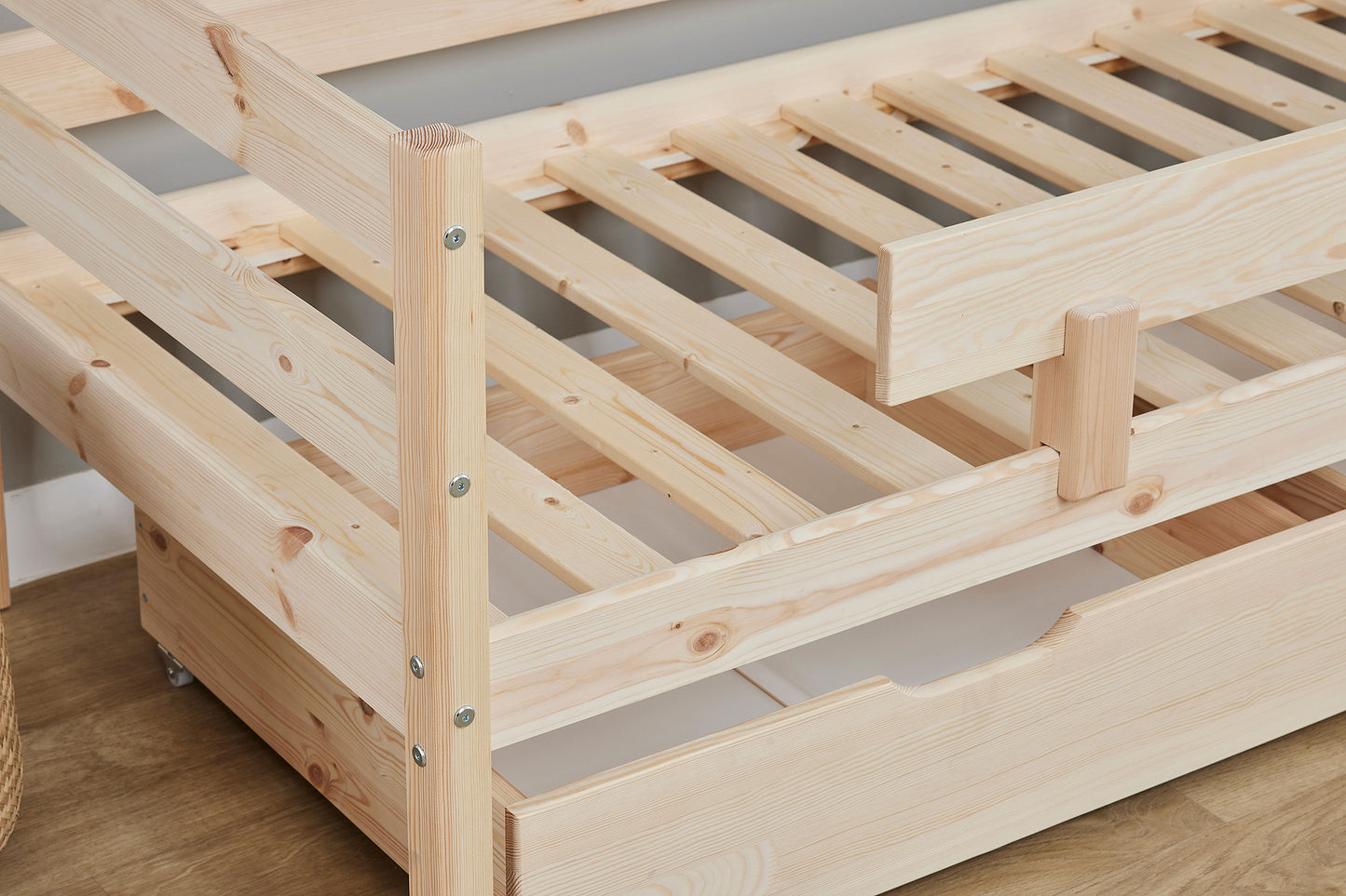 ECO Comfort junior bed with drawers and safety rail