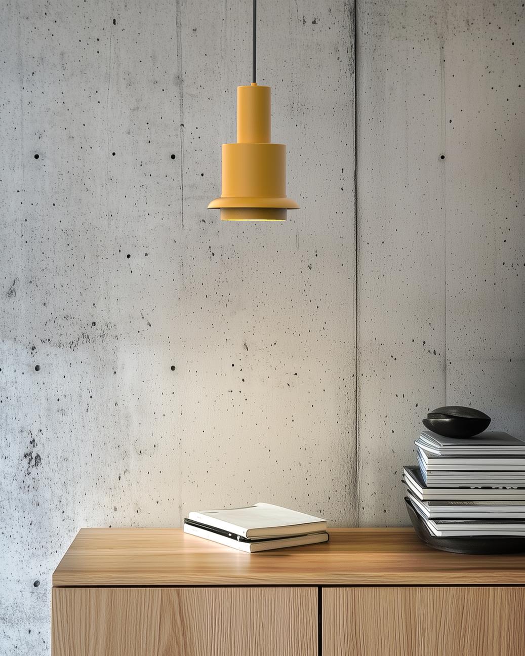 Chaumont Pendant 150 di DCW Editions