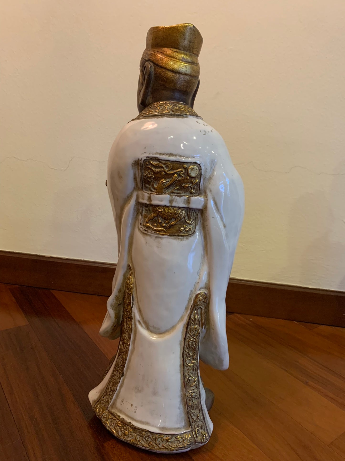 Vintage 1970s Chinese Ghinza Statues – Pair – White & Gold Oriental Figures – Collectible