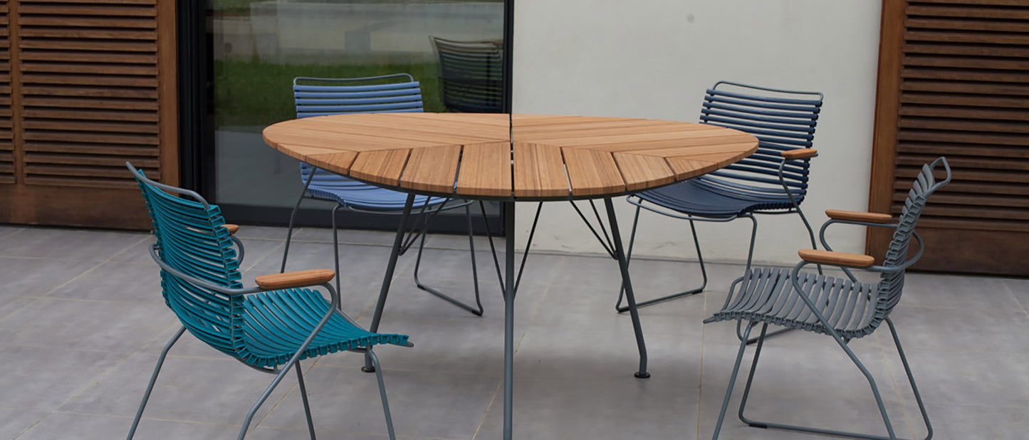 LEAF Dining table