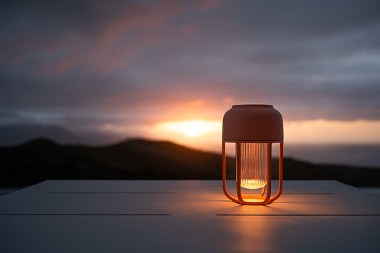 LIGHT No. 1 di HOUE. Lampada ricaricabile outdoor