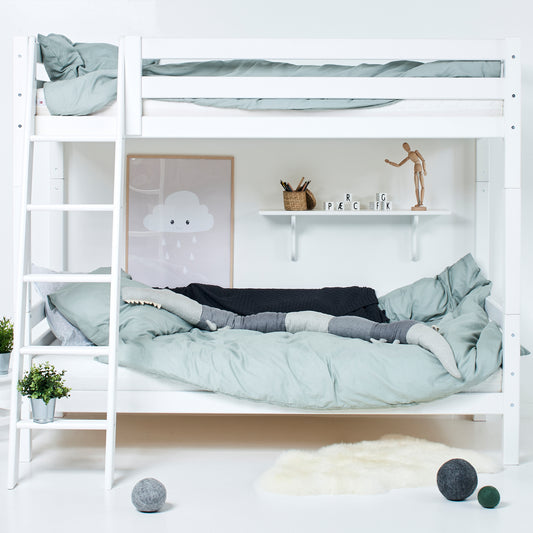 Hoppekids ECO Luxury high bunk bed with slanted ladder, Flexible slat frame