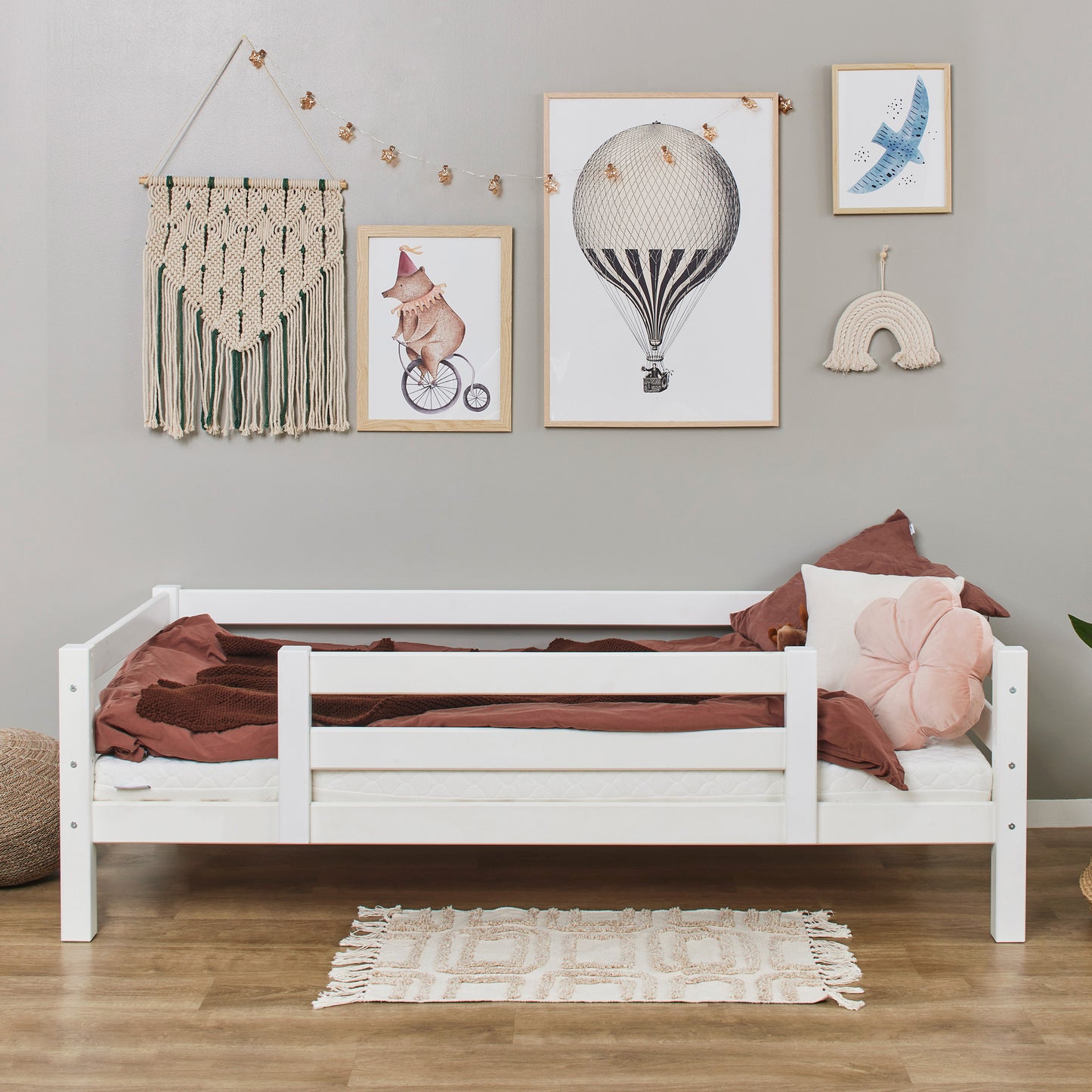 Hoppekids ECO Luxury Junior bed with 1/2 bed rail