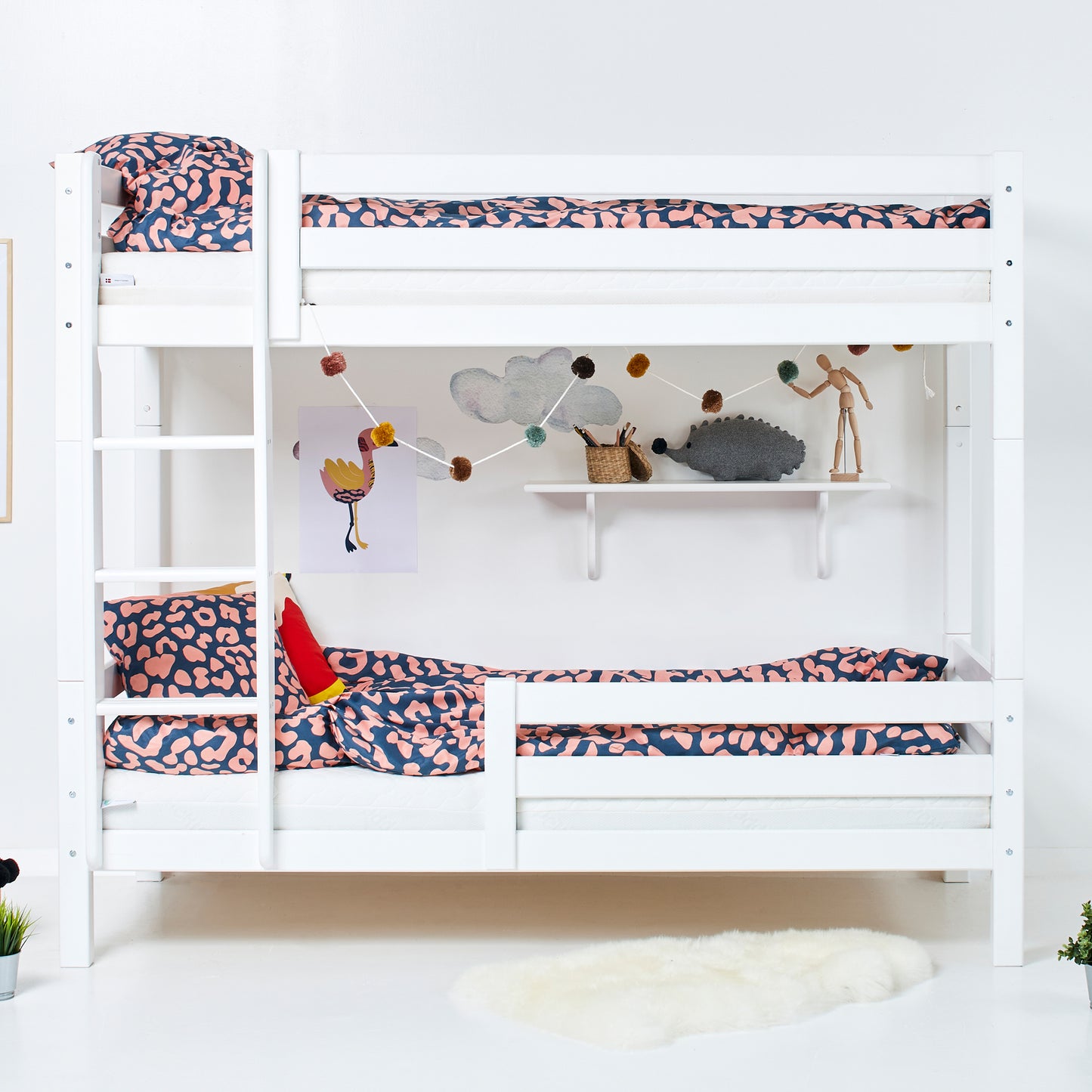 Hoppekids ECO Luxury High bunk bed with ladder and 1/2 bed rail