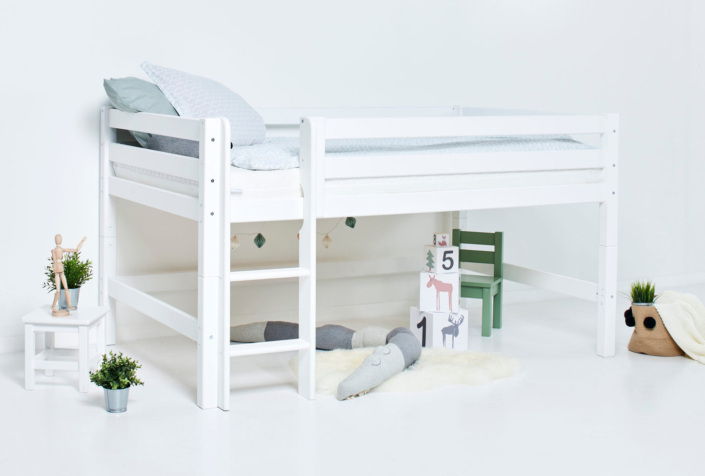 Hoppekids ECO Luxury half high bed