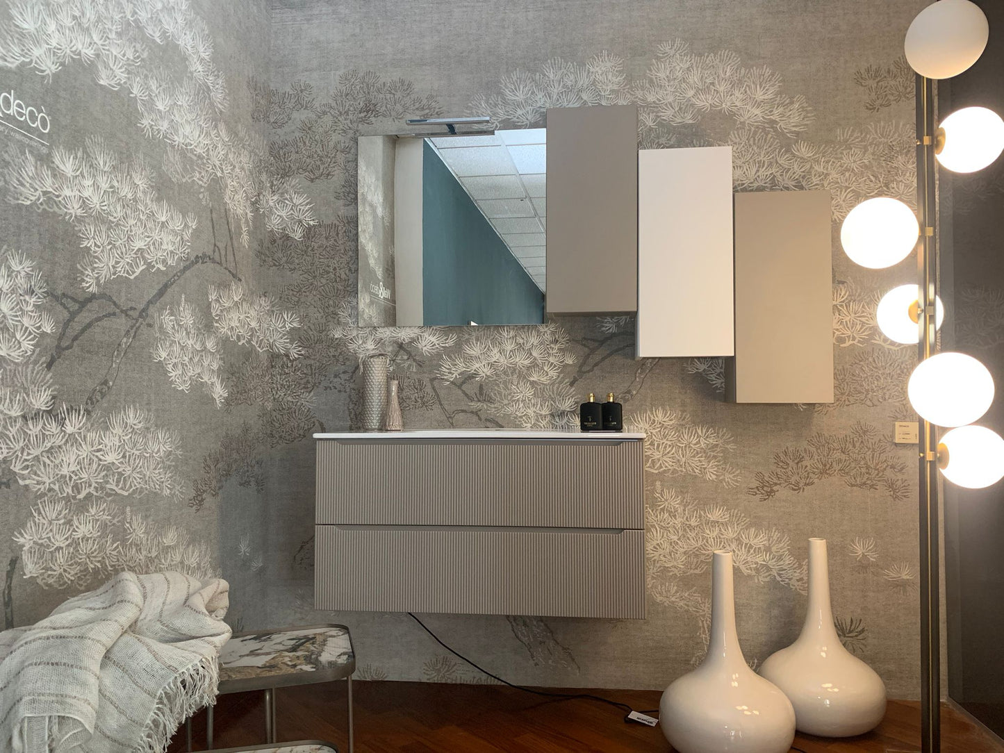 Mobile bagno con lavabo