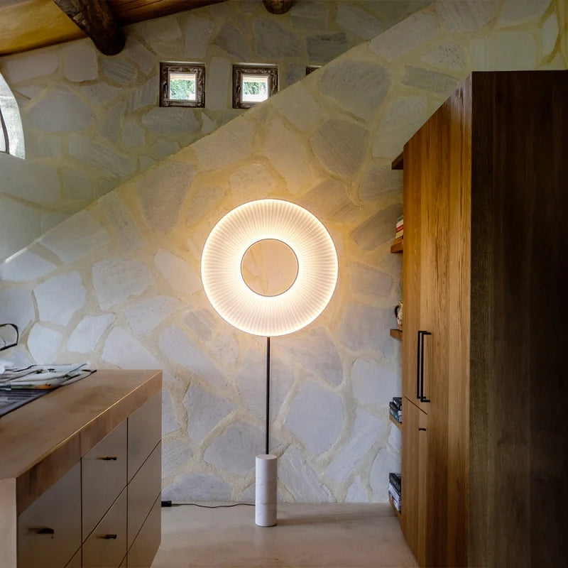 10 HEURES 10 Iris Totem Lampada da Terra LED