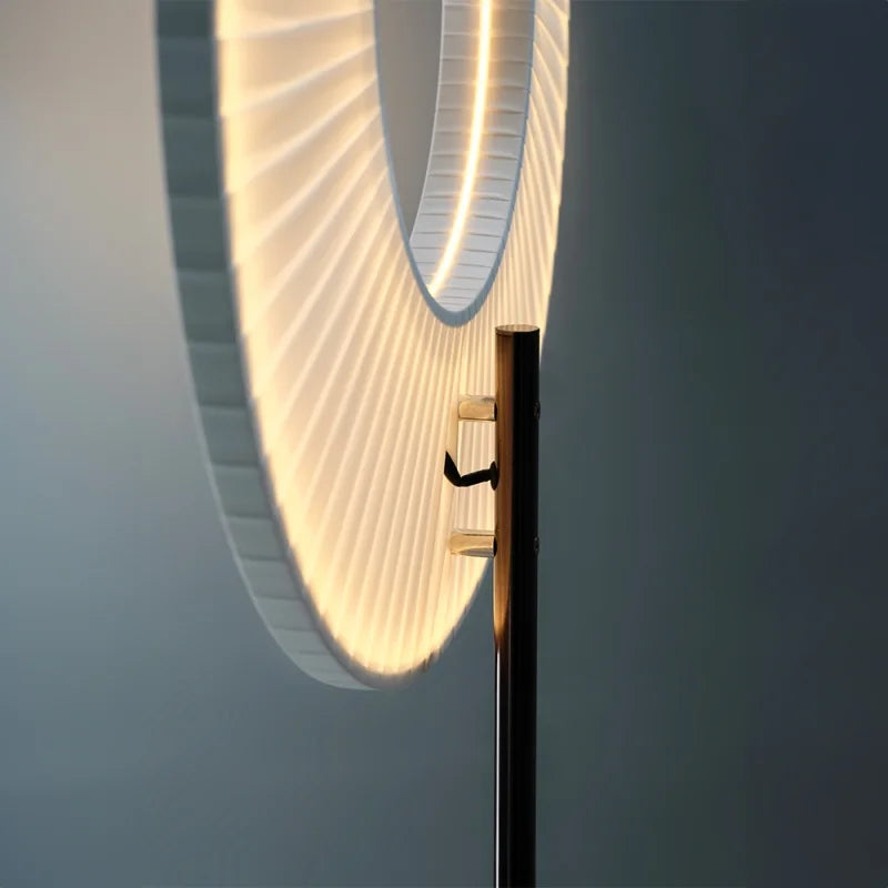 10 HEURES 10 Iris Totem Lampada da Terra LED