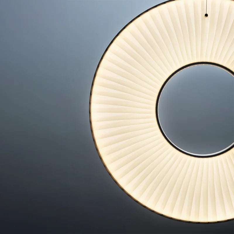 10 HEURES 10 Iris Lampada a Sospensione Verticale LED