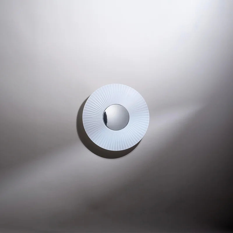 10 HEURES 10 Iris Lampada da Parete con Specchio LED