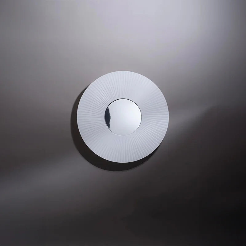 10 HEURES 10 Iris Lampada da Parete con Specchio LED