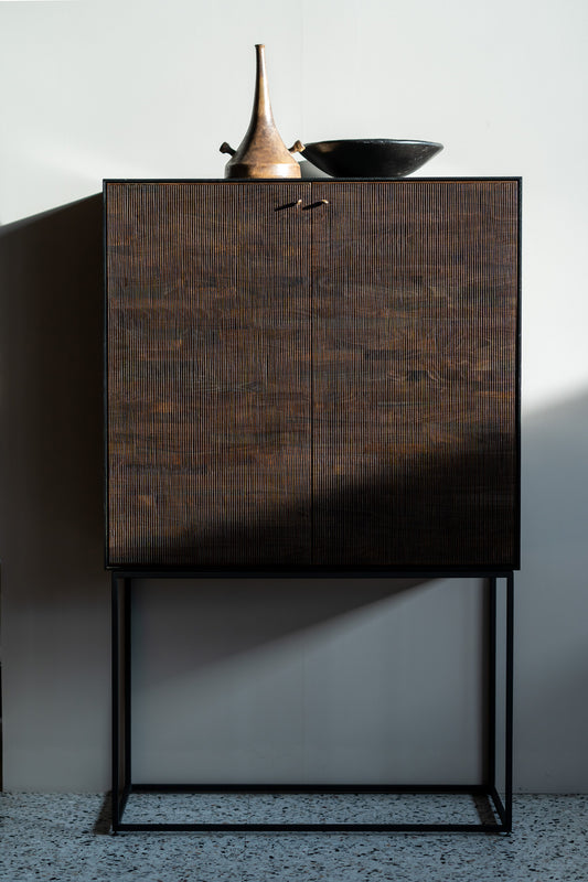 Credenza Grooves in Teck - 2 ante - 2 cassetti - verniciato - ginardi arredamenti srl